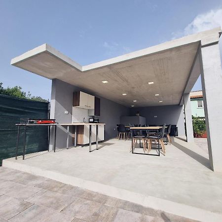 Apartman 2 Apartment Liznjan Bagian luar foto