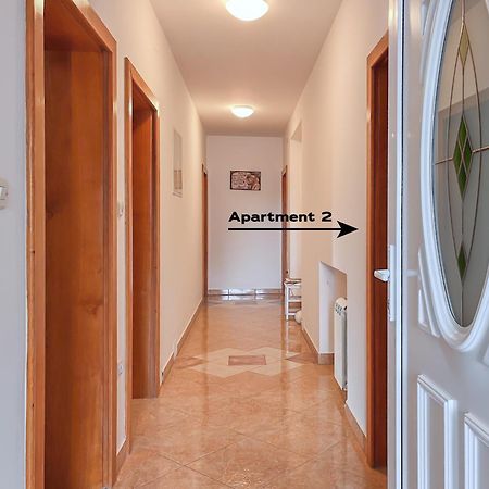 Apartman 2 Apartment Liznjan Bagian luar foto
