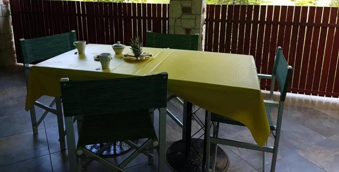 Apartman 2 Apartment Liznjan Bagian luar foto